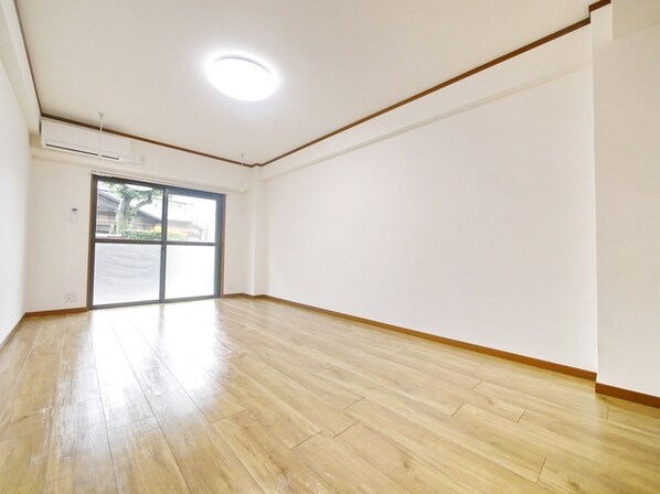 アーク登戸の物件内観写真